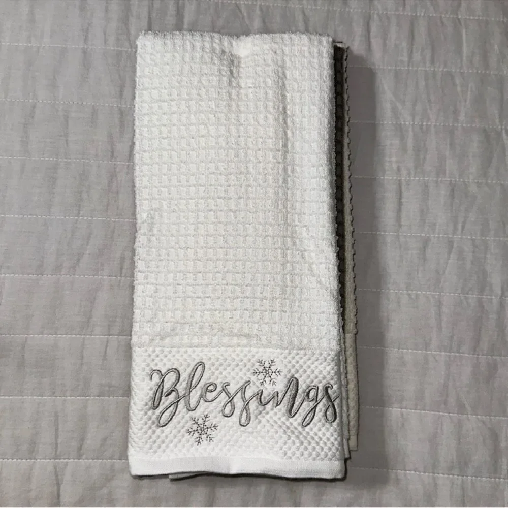 DC Red White Ivory Gray Cotton Lyocell Blend Dish Tea Kitchen Towel Set of 4